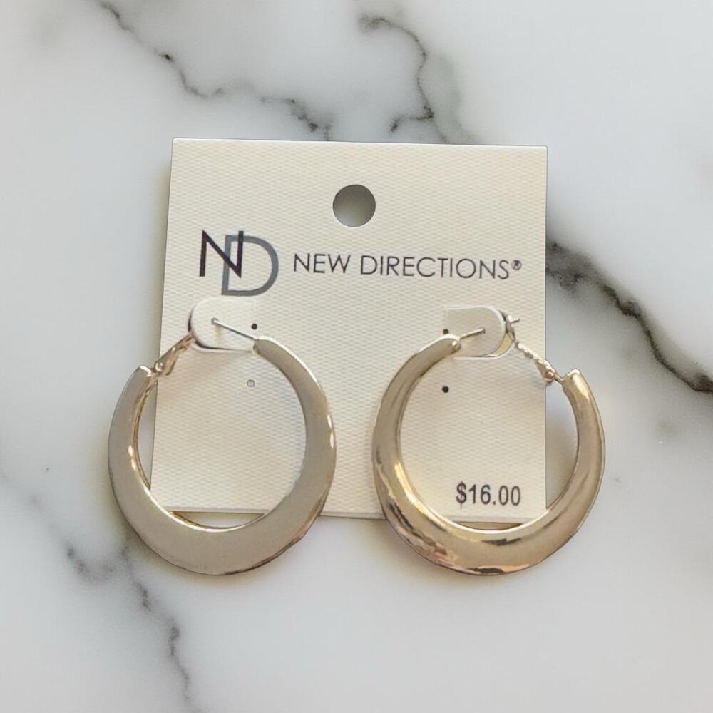 New Directions‎ Gold Tone Chunky Hoop Earrings Modern Classic